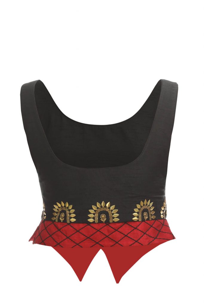 designer blouses embroidery